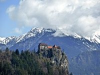 Besplatno ih dijele građanima: Pokušavaju spasiti turizam podjelom vaučera