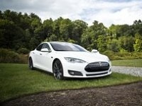 Želite li nikad povoljnije kupiti hibridni ili električni automobil? Pročitajte ovo