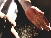 Nevjerojatna priča poduzetnika koji je pomoću Facebooka pobijedio birokraciju i danas zapošljava sto ljudi: Inspekcije su me smistile na psihijatriju, ali nisan se prida!