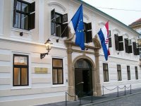 Reuters: Prijevremeni izbori usporit će reforme u Hrvatskoj, jednoj od najslabijih ekonomija u EU