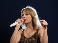 Turneja Taylor Swift prva je u povijesti koja će premašiti zaradu od milijardu dolara