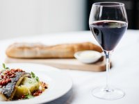 Trećina turista destinaciju bira prema gastronomiji, važno je nuditi im lokalne namirnice
