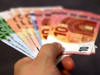 Prosječna neto plaća u rujnu pala ispod 6.000 kuna