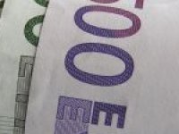 Tečaj eura prema dolaru najniži u devet godina