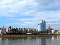 Lokali se slabo prodaju, a vlasnici im drže cijenu