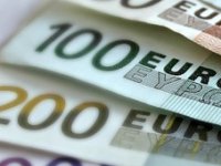 U europskoj državi krenuo veliki projekt: Svatko dobiva osnovnu plaću od 1200 eura mjesečno, čak i ako ništa ne radi