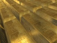 Cijena zlata probila psihološku granicu od 2.400 dolara po unci