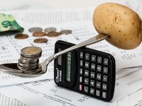 EU: Gospodarski oporavak brži od očekivanog, ali i inflacija