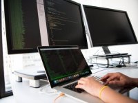 Istine i mitovi o hrvatskom IT sektoru: Je li bolje imati proizvod ili uslugu?