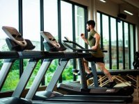 Bujas: Tražimo da se 1. veljače krene s otvaranjem kafića, restorana i teretana. Pojasnio i zašto im je vrlo važno najkasnije tada krenuti s radom