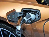 Veliki proizvođači automobila odustaju od električne strategije