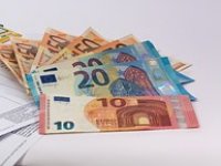 Hrvatska mora što prije uvesti euro, evo zašto